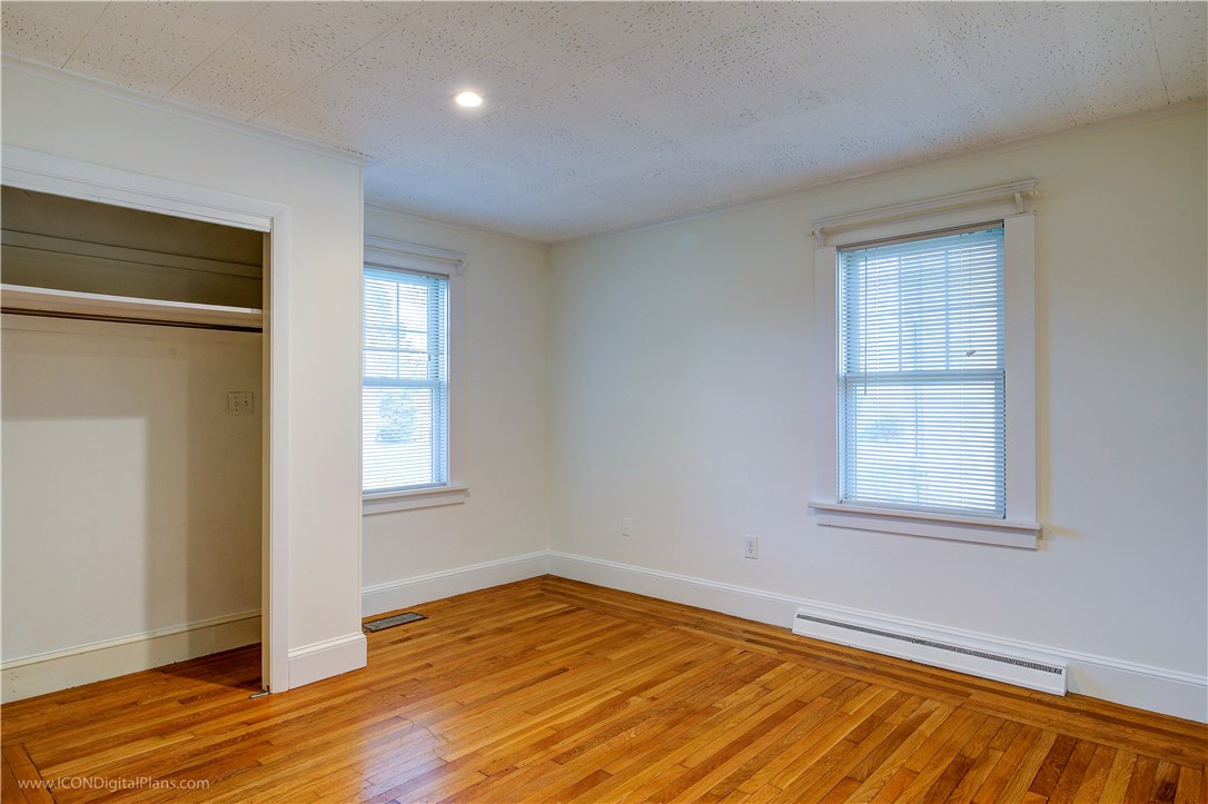 161 Mitchell's Lane Middletown, RI 02842 - Photo 17 of 32