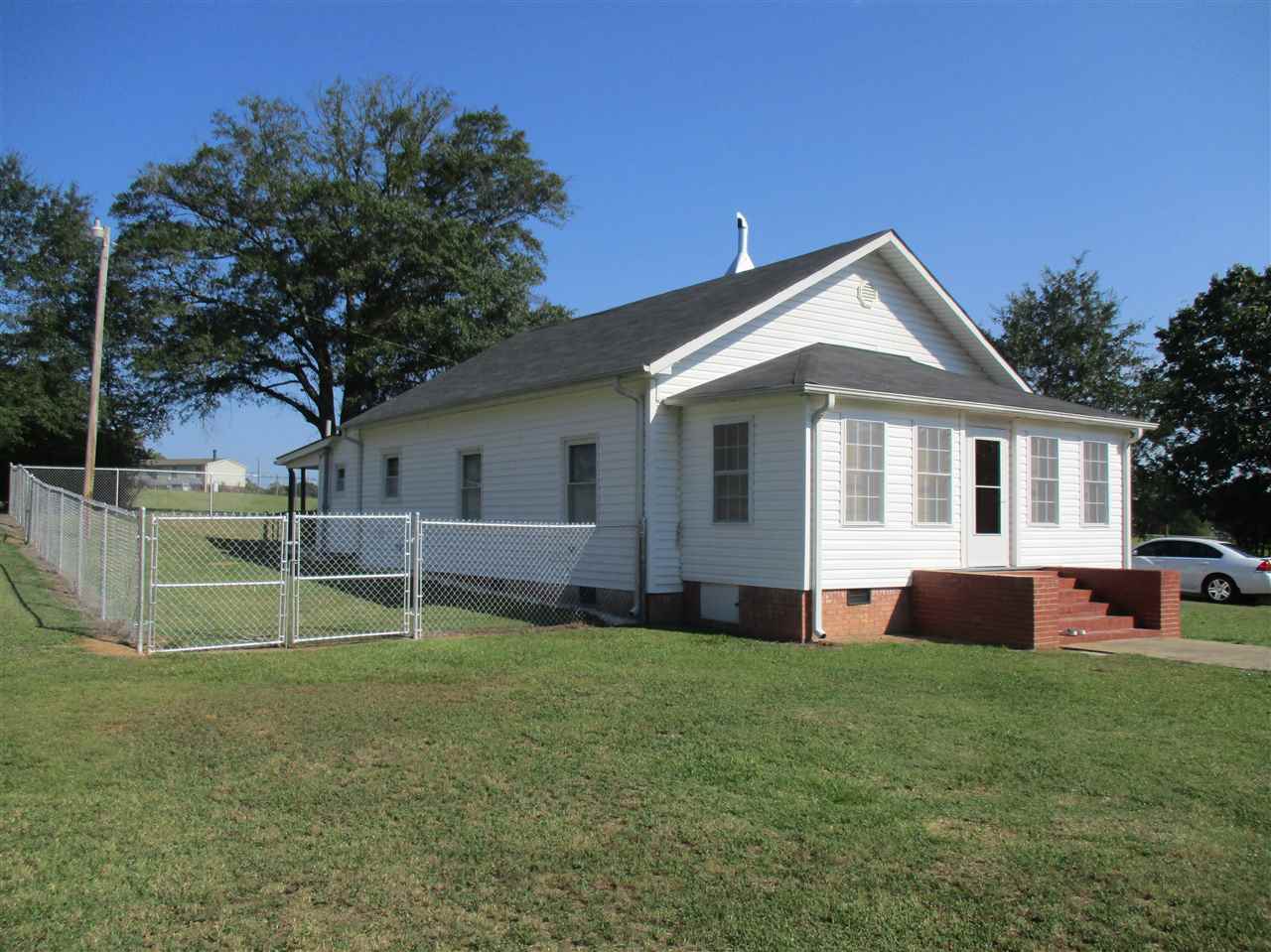 1003 Philippi Church Road Union, SC 29379 - Photo 1 of 18