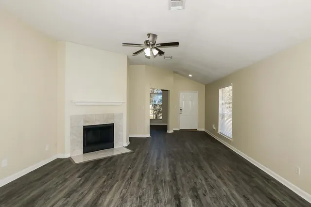 $1,720 | 10714 Estelle Circle, Montgomery, TX 77356