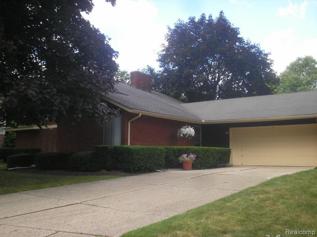 415 Barclay Road Grosse Pointe, MI 48236 - Photo 22 of 22 Garage