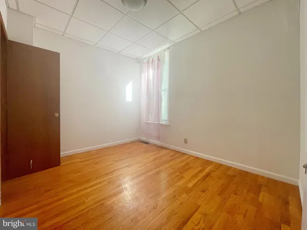 $3,000 | 1005 South 10th Street, Philadelphia, PA 19147