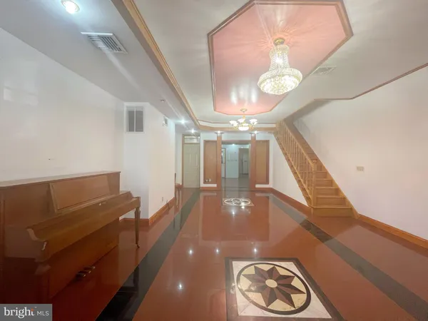 $3,000 | 1005 South 10th Street, Philadelphia, PA 19147
