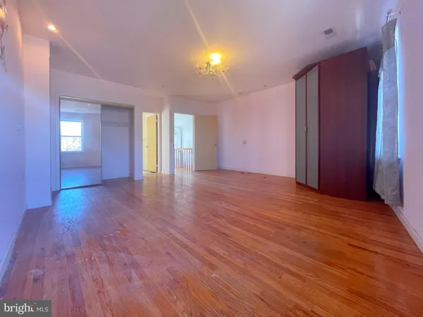 $3,000 | 1005 South 10th Street, Philadelphia, PA 19147