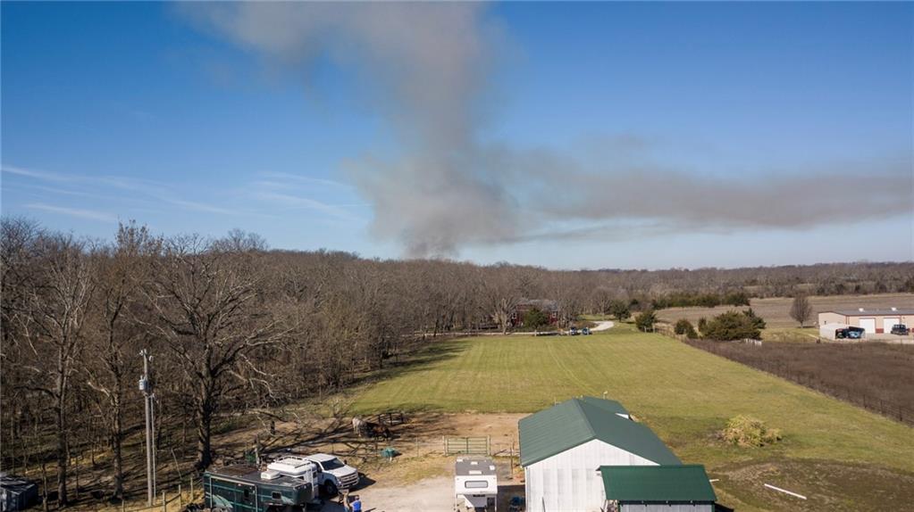 26552 Waverly Road Paola, KS 66071 - Photo 7 of 8