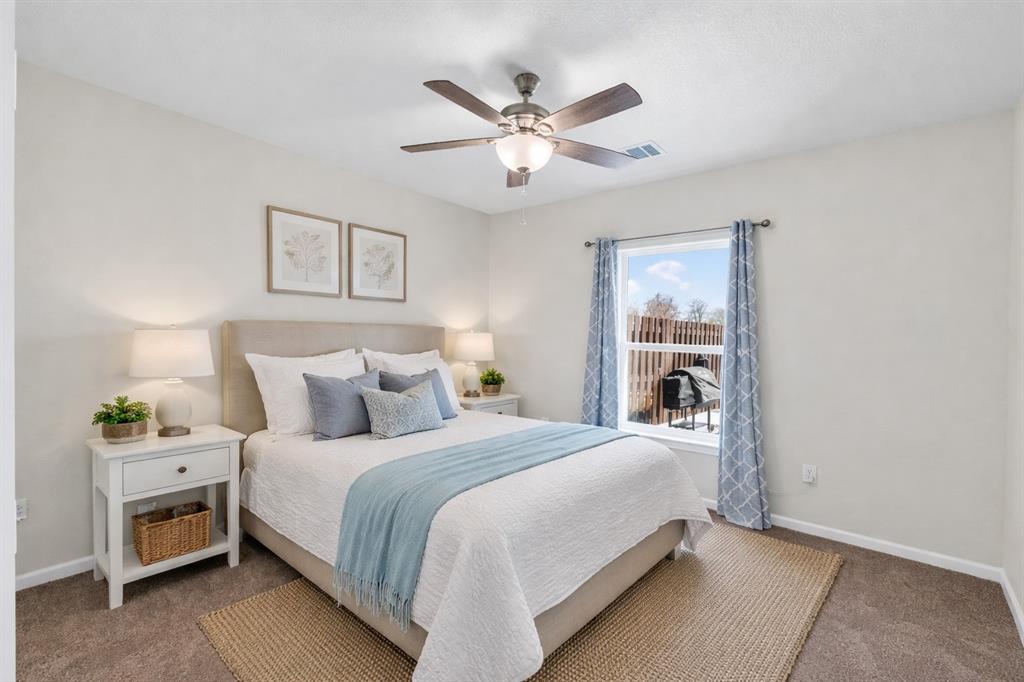 7613 Carter Ranch Road Azle, TX 76020 - Photo 13 of 37 2nd ensuite bedroom. Virtually staged.