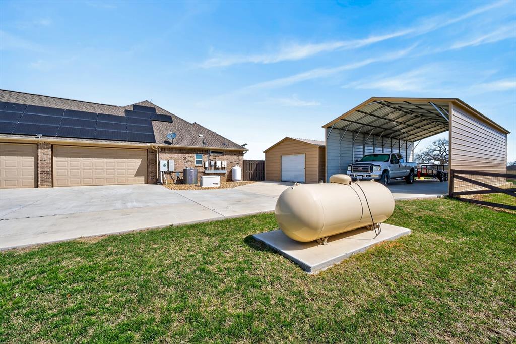 7613 Carter Ranch Road Azle, TX 76020 - Photo 29 of 37 Propage tank for generator.