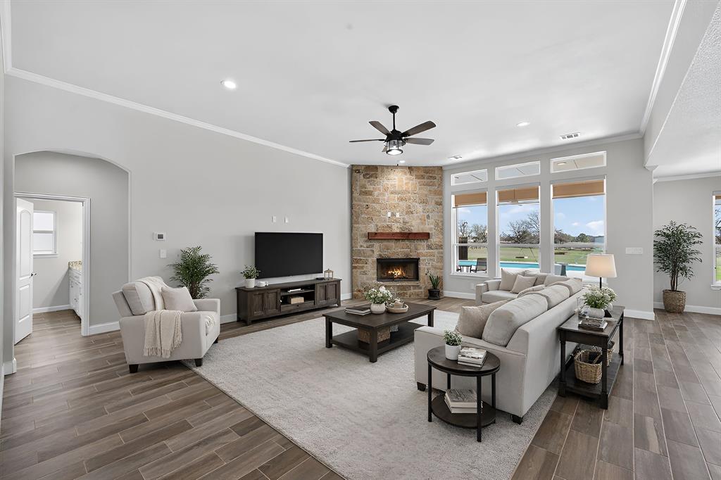 7613 Carter Ranch Road Azle, TX 76020 - Photo 3 of 37 Spacious living room. Virtually staged.