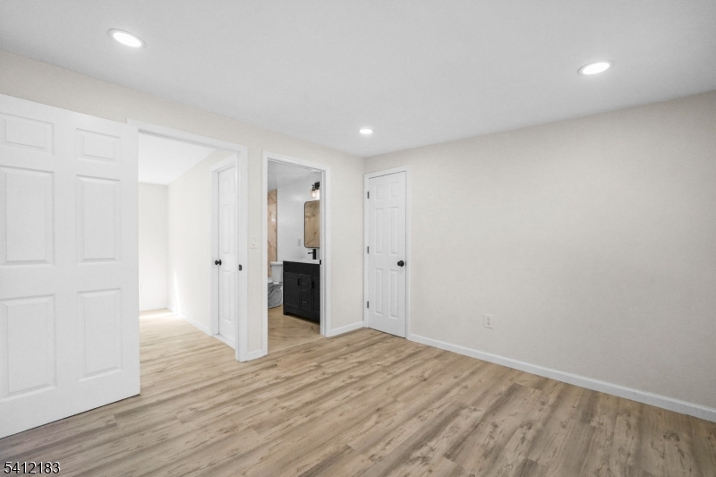 728 Glen Road Sparta, NJ 07871 - Photo 12 of 19