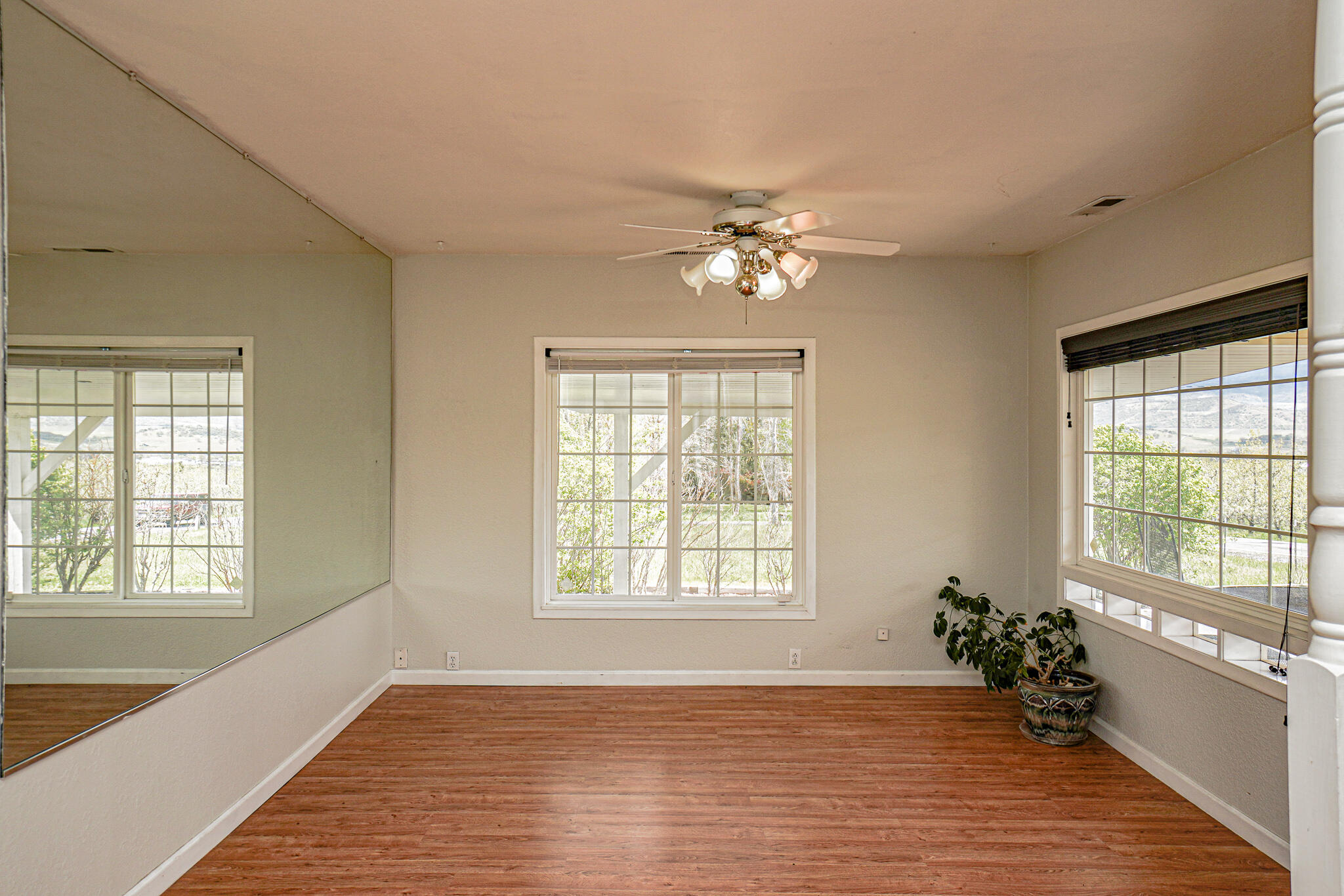 5510 Adams Road Talent, OR 97540 - Photo 13 of 59 DSC09805