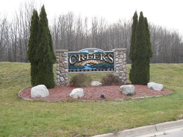 $19,900 | 59 Creek Drive, Hart, MI 49420