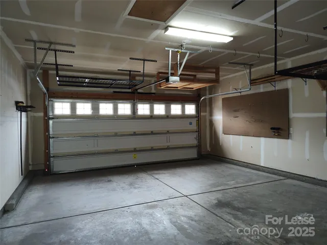 $2,250 | 13415 Hunting Birds Lane, Charlotte, NC 28278