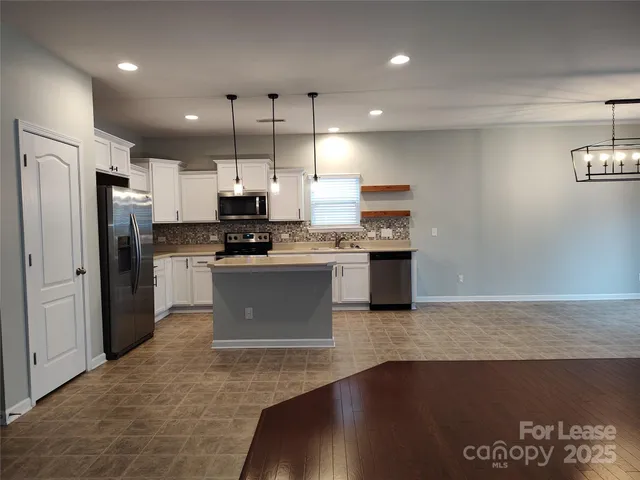 $2,250 | 13415 Hunting Birds Lane, Charlotte, NC 28278