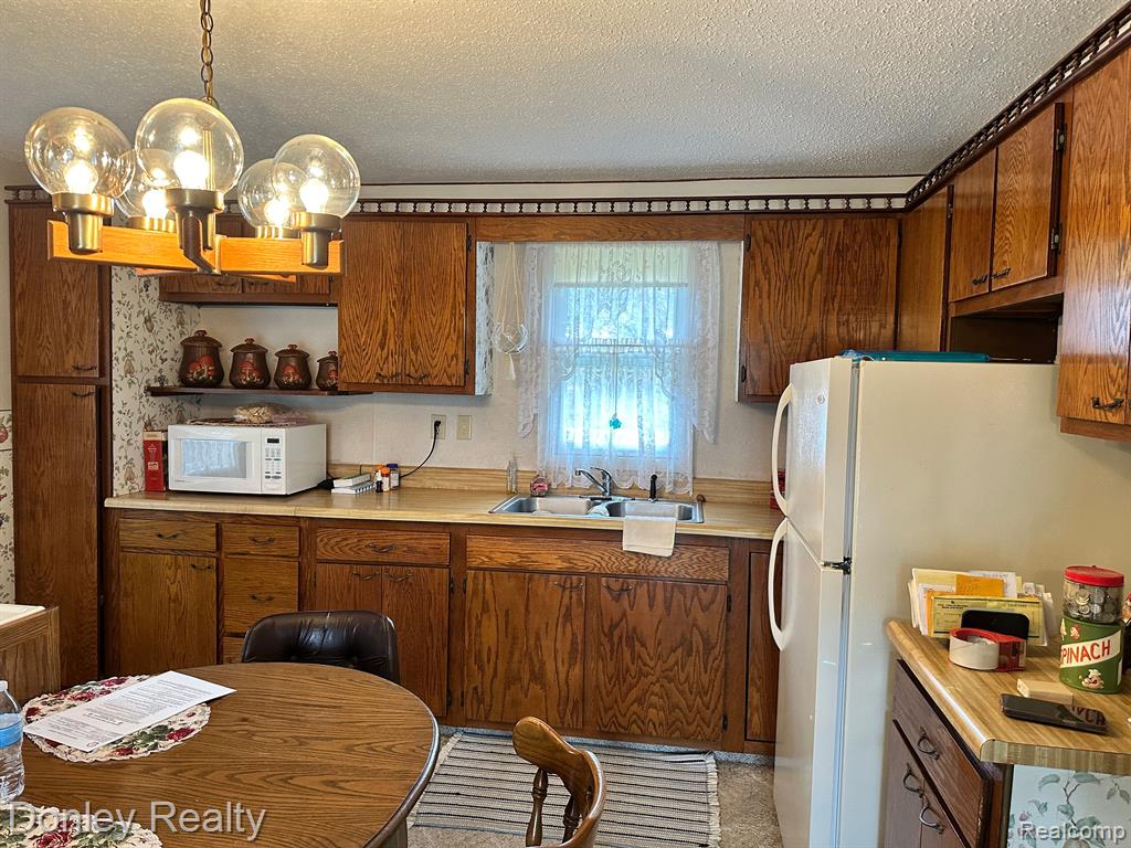 9218 Slattery Road Marlette, MI 48453 - Photo 4 of 26