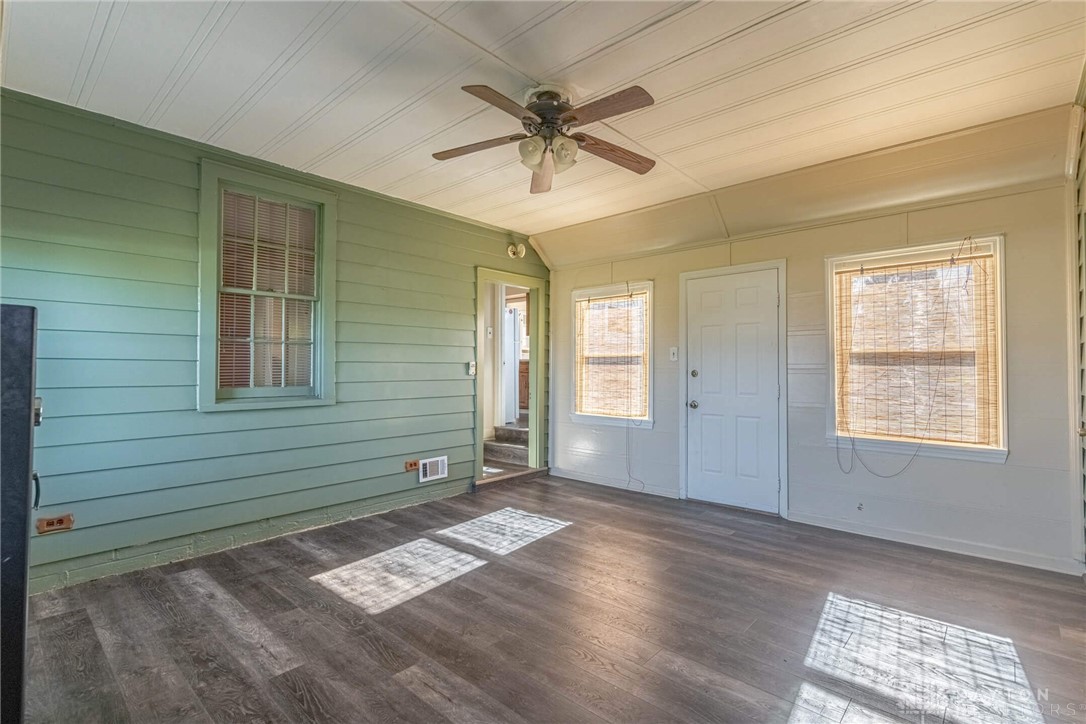 3934 Kemp Road Dayton, OH 45431 - Photo 13 of 33