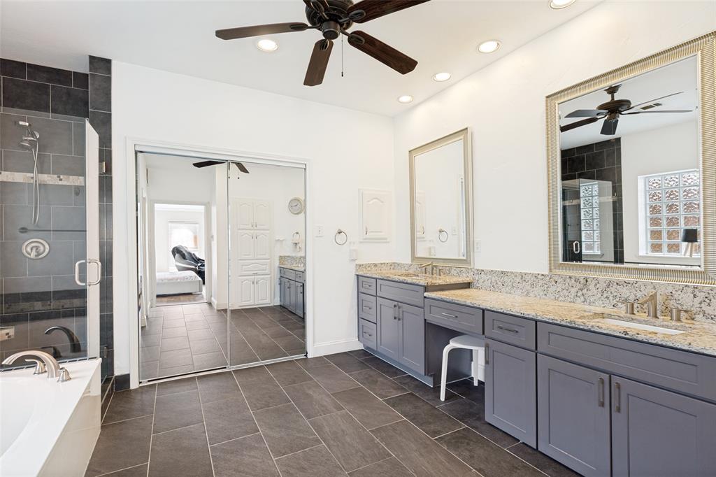 322 Hampton Court Coppell, TX 75019 - Photo 14 of 37
