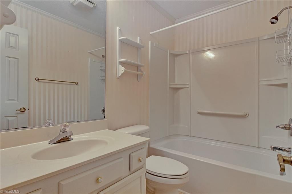 1716 Ternberry Road High Point, NC 27262 - Photo 19 of 21 Gallery Image 19