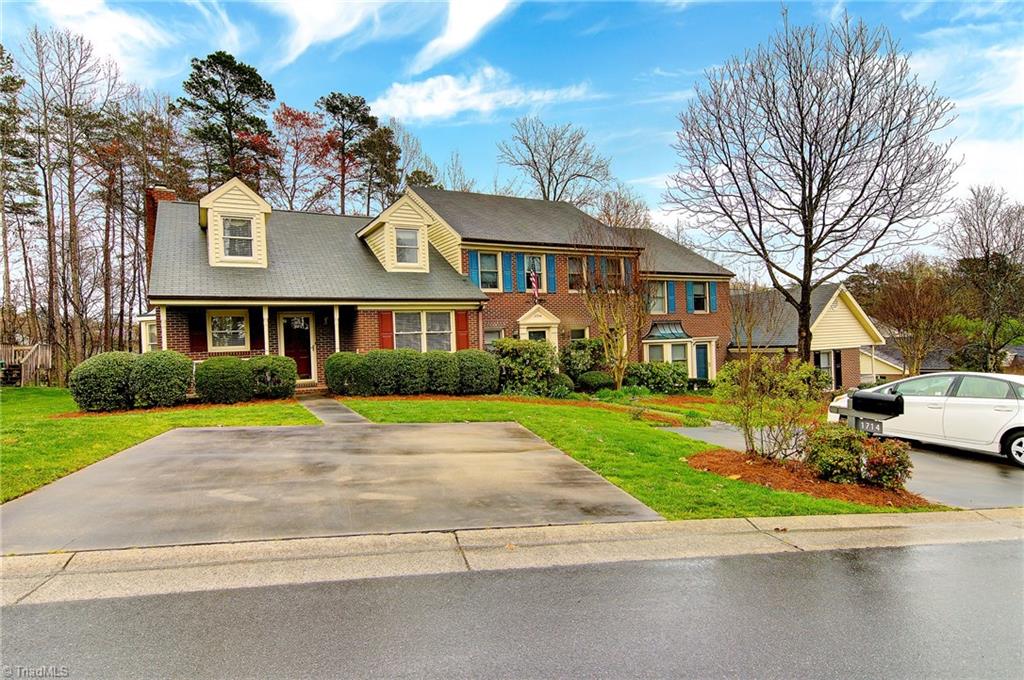 1716 Ternberry Road High Point, NC 27262 - Photo 3 of 21 Gallery Image 3