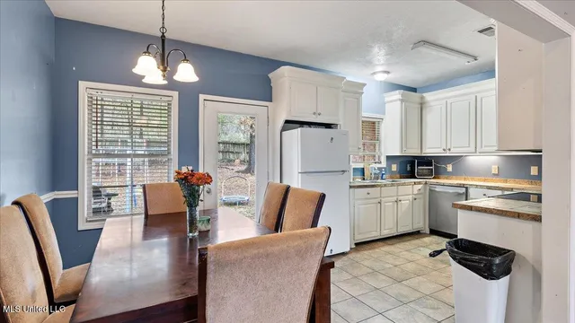 $216,500 | 441 Silver Hill Drive, Pearl, MS 39208