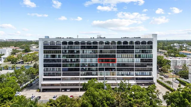 $309,000 | 3211 West Swann Avenue, Unit 707, Tampa, FL 33609