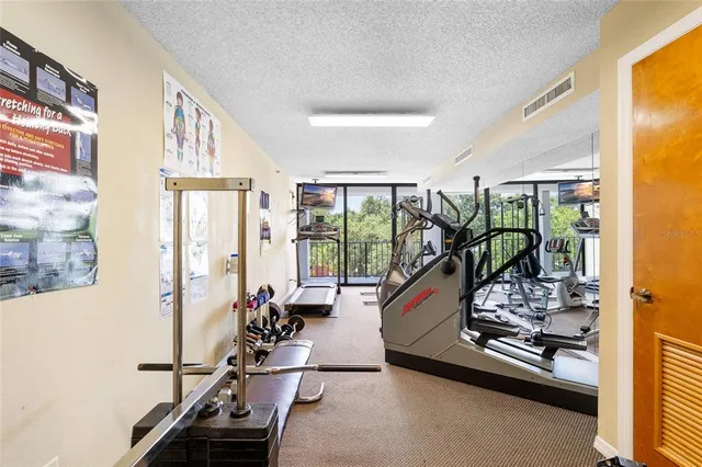 $309,000 | 3211 West Swann Avenue, Unit 707, Tampa, FL 33609