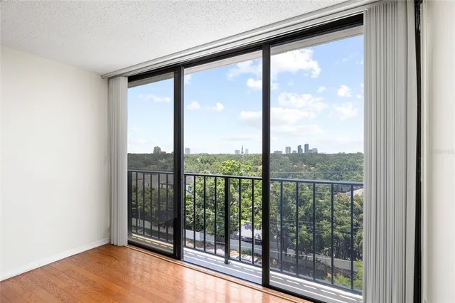 $309,000 | 3211 West Swann Avenue, Unit 707, Tampa, FL 33609