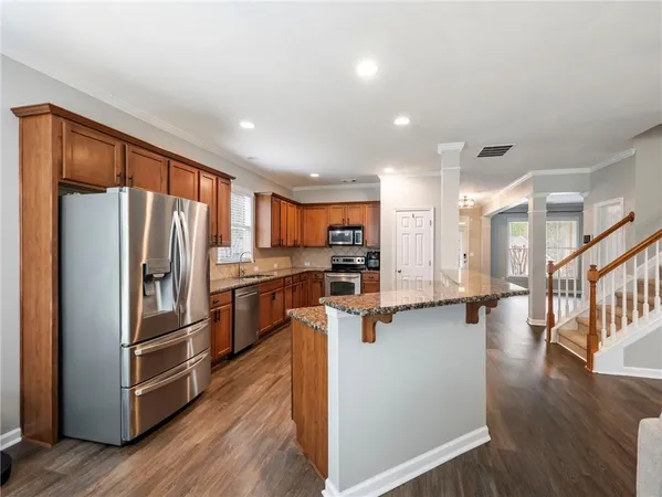 $575,000 | 7529 Brookstone Circle, Flowery Branch, GA 30542