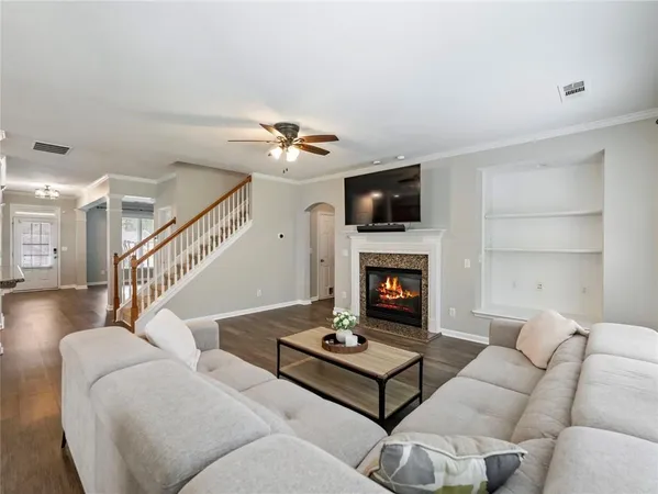 $575,000 | 7529 Brookstone Circle, Flowery Branch, GA 30542