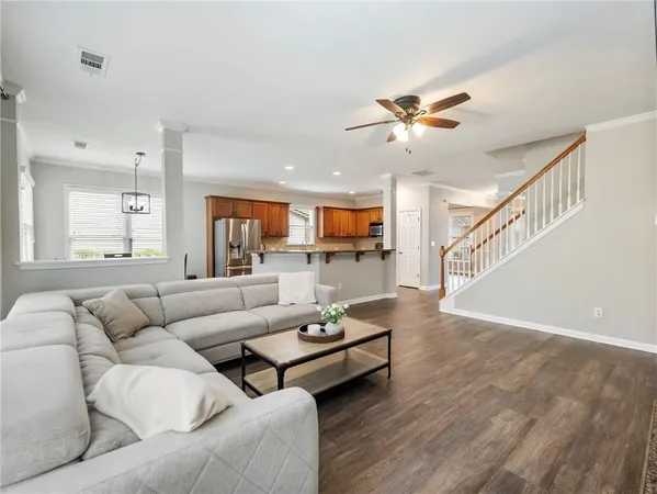 $575,000 | 7529 Brookstone Circle, Flowery Branch, GA 30542