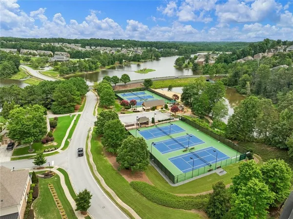$575,000 | 7529 Brookstone Circle, Flowery Branch, GA 30542