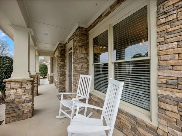 $575,000 | 7529 Brookstone Circle, Flowery Branch, GA 30542