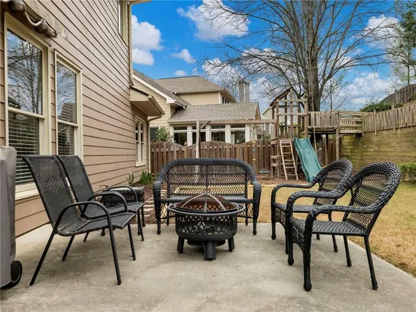 $575,000 | 7529 Brookstone Circle, Flowery Branch, GA 30542