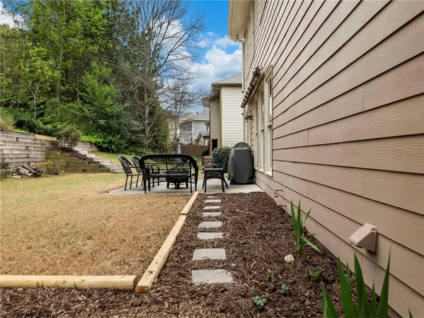$575,000 | 7529 Brookstone Circle, Flowery Branch, GA 30542