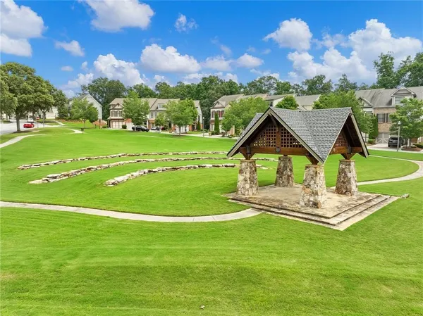 $575,000 | 7529 Brookstone Circle, Flowery Branch, GA 30542