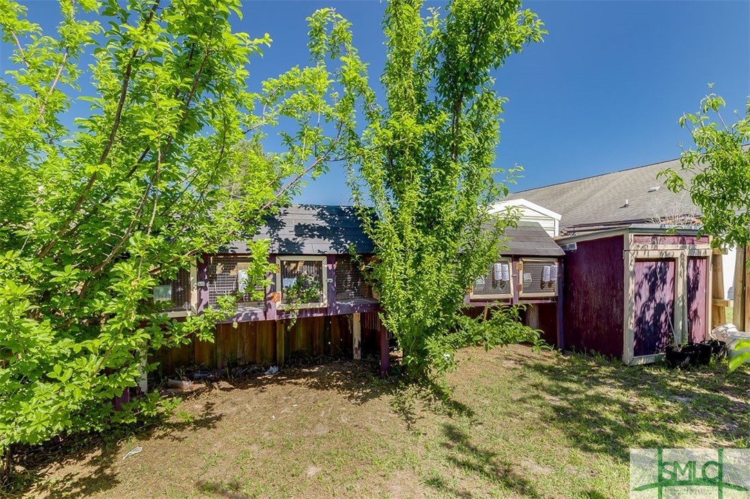 208 Kelly Avenue Rincon, GA 31326 - Photo 31 of 31 Rabbit Cages