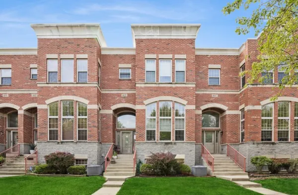 $415,000 | 6635 West 64th Place, Chicago, IL 60638