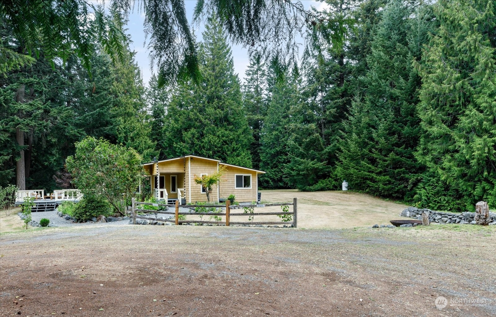 5823 Bob Galbreath Road Clinton, WA 98236 - Photo 27 of 40 Gallery Image 27
