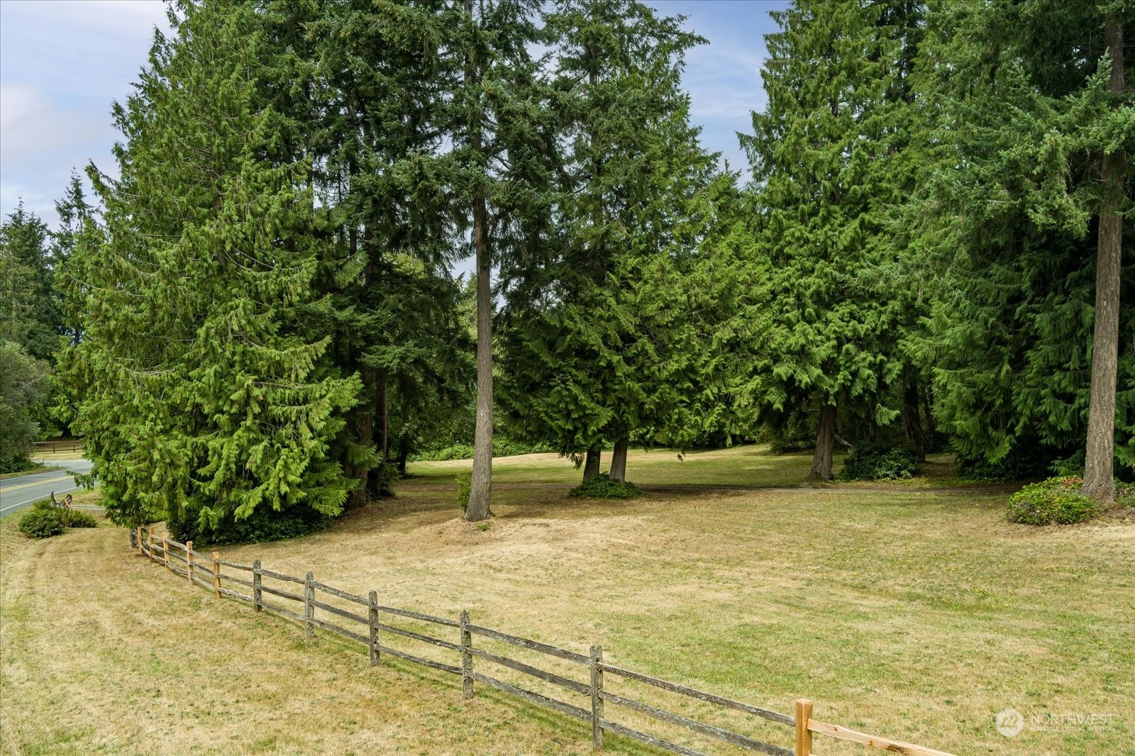 5823 Bob Galbreath Road Clinton, WA 98236 - Photo 38 of 40 Gallery Image 38