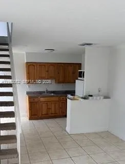 $1,750 | 3901 Southwest 109th Avenue, Unit 8, Miami, FL 33165