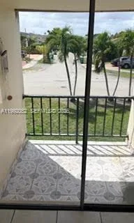 $1,700 | 3901 Southwest 109th Avenue, Unit 8, Miami, FL 33165
