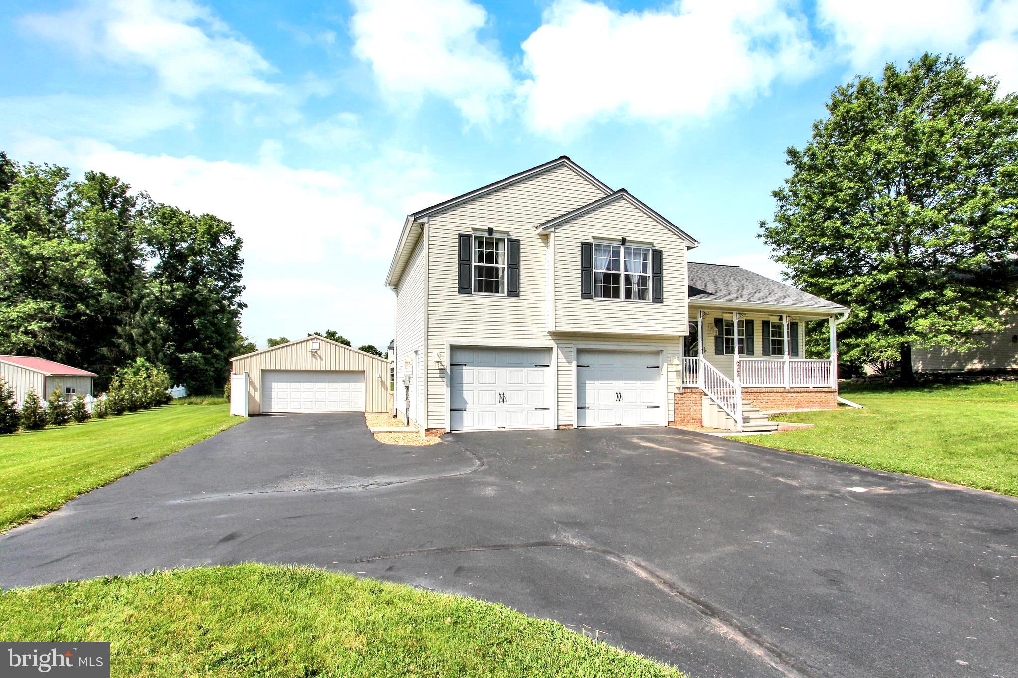 620 Brough Road Abbottstown, PA 17301 - Photo 3 of 30