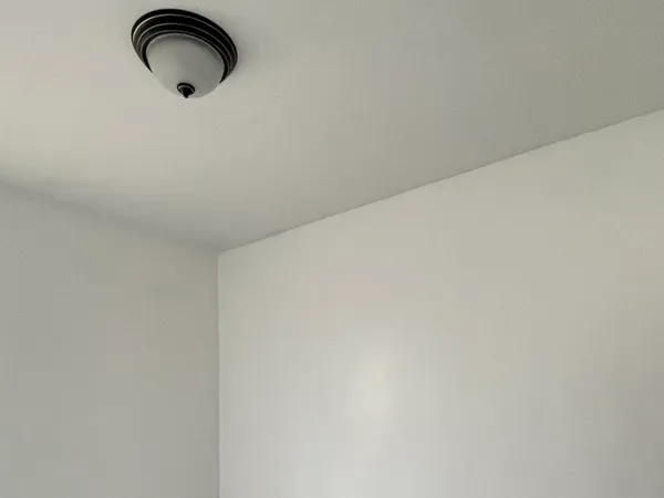 $1,600 | 7352 South Yale Avenue, Unit 2, Chicago, IL 60621