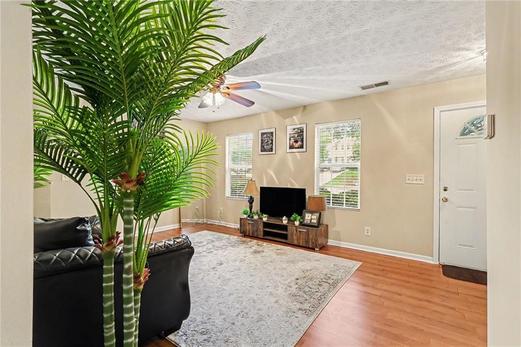 5867 Strathmoor Manor Circle Lithonia, GA 30058 - Photo 12 of 31