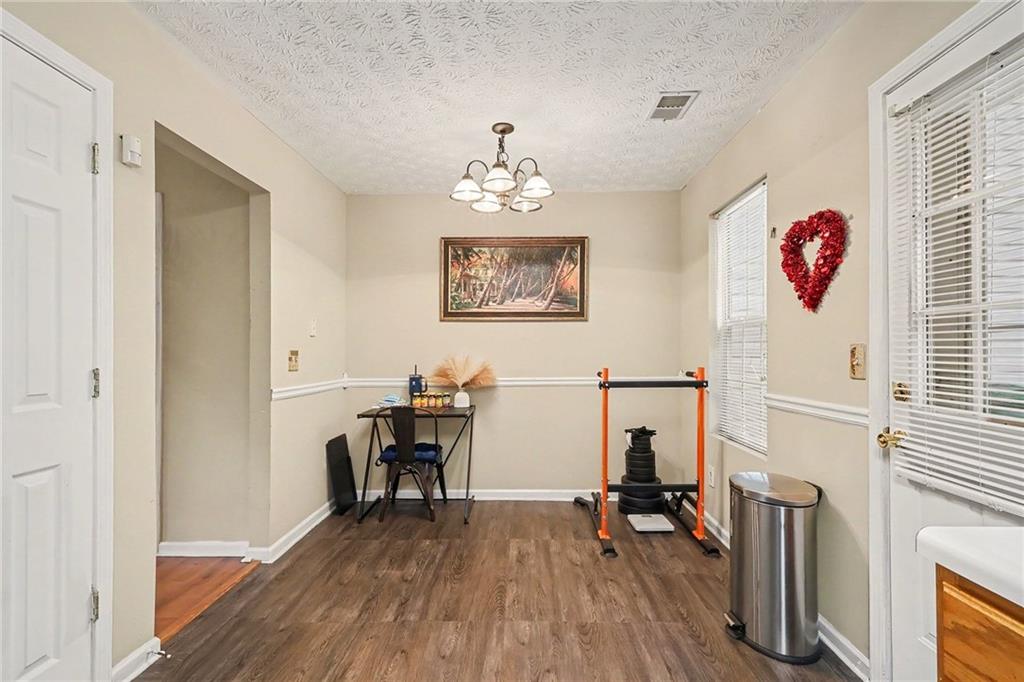 5867 Strathmoor Manor Circle Lithonia, GA 30058 - Photo 13 of 31