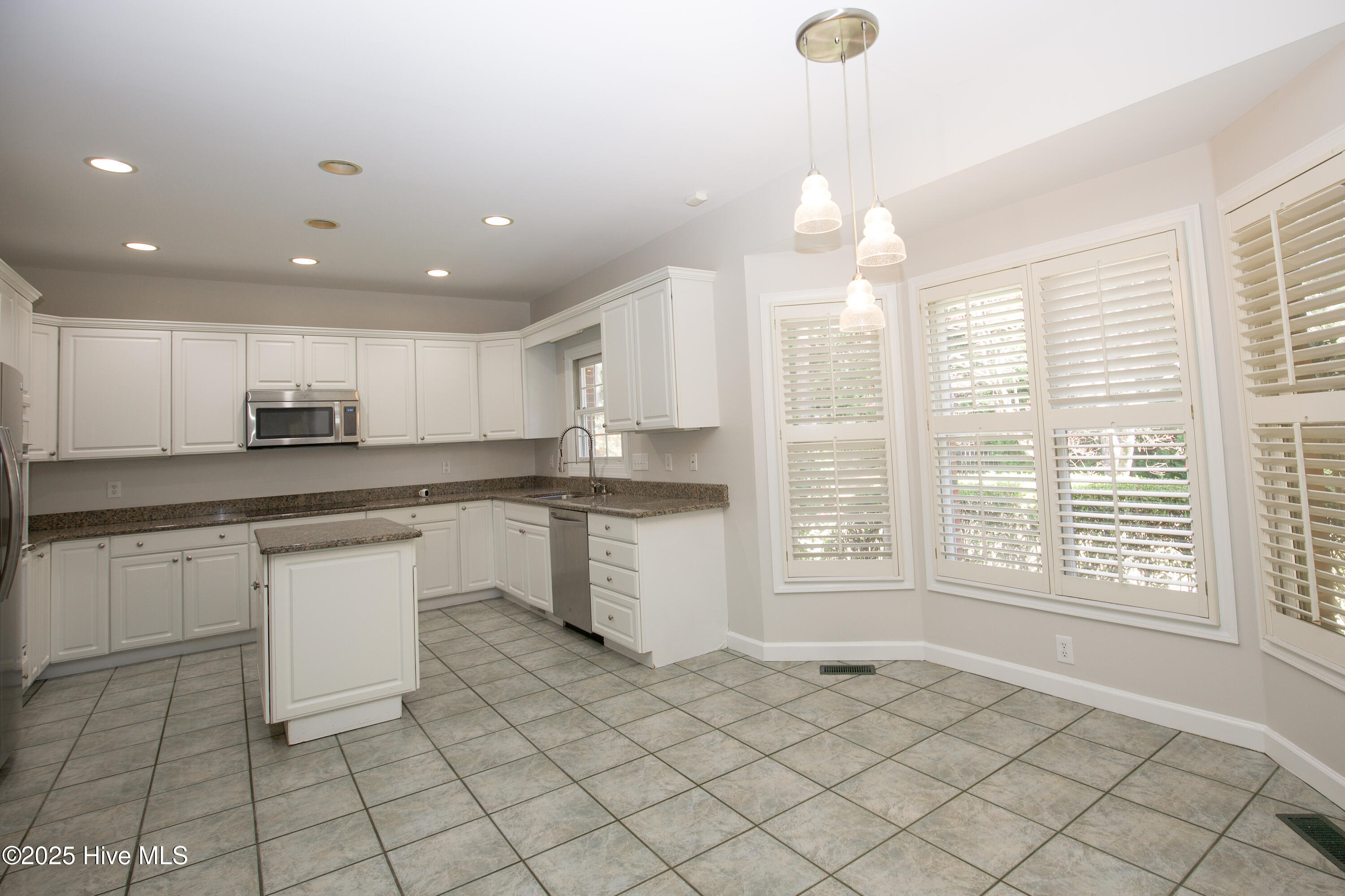 220 Woodland Drive Pinehurst, NC 28374 - Photo 18 of 70 220 Woodland Dr-21