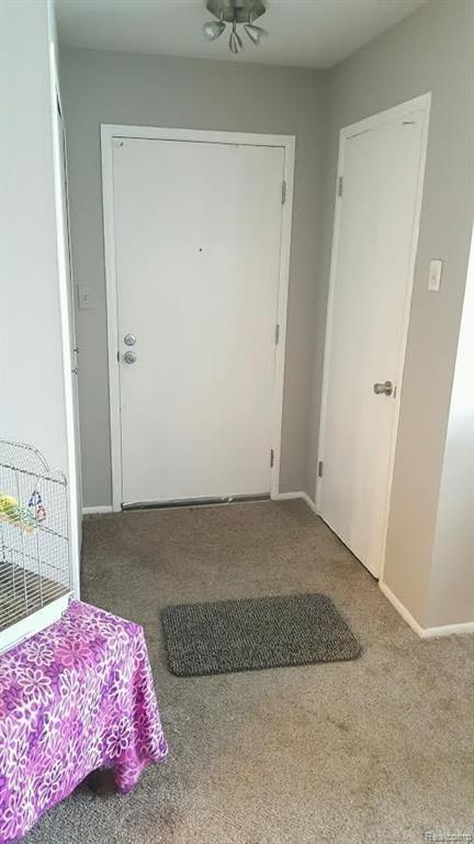 4925 10 10 Mile Road, Unit 47 Warren, MI 48091 - Photo 2 of 7