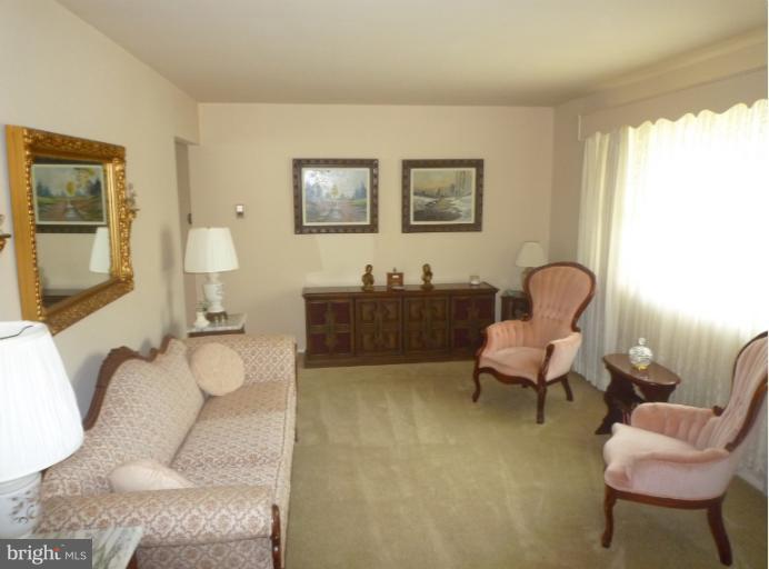 1017 Baltimore Road Rockville, MD 20851 - Photo 14 of 23 Living Room