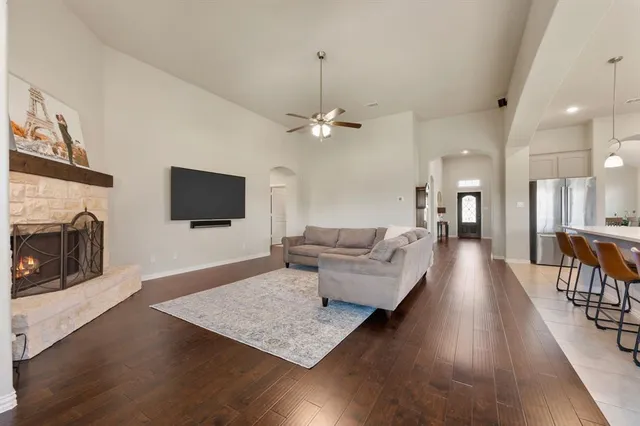 $525,000 | 123 Mossy Creek Trail, Rhome, TX 76078