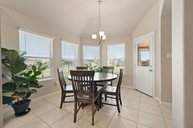 $525,000 | 123 Mossy Creek Trail, Rhome, TX 76078