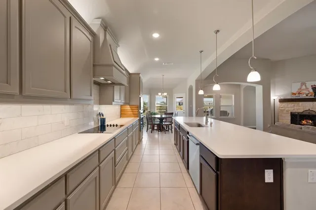 $525,000 | 123 Mossy Creek Trail, Rhome, TX 76078