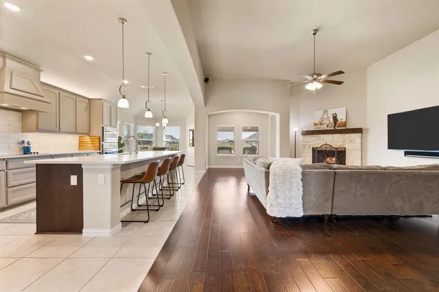 $525,000 | 123 Mossy Creek Trail, Rhome, TX 76078